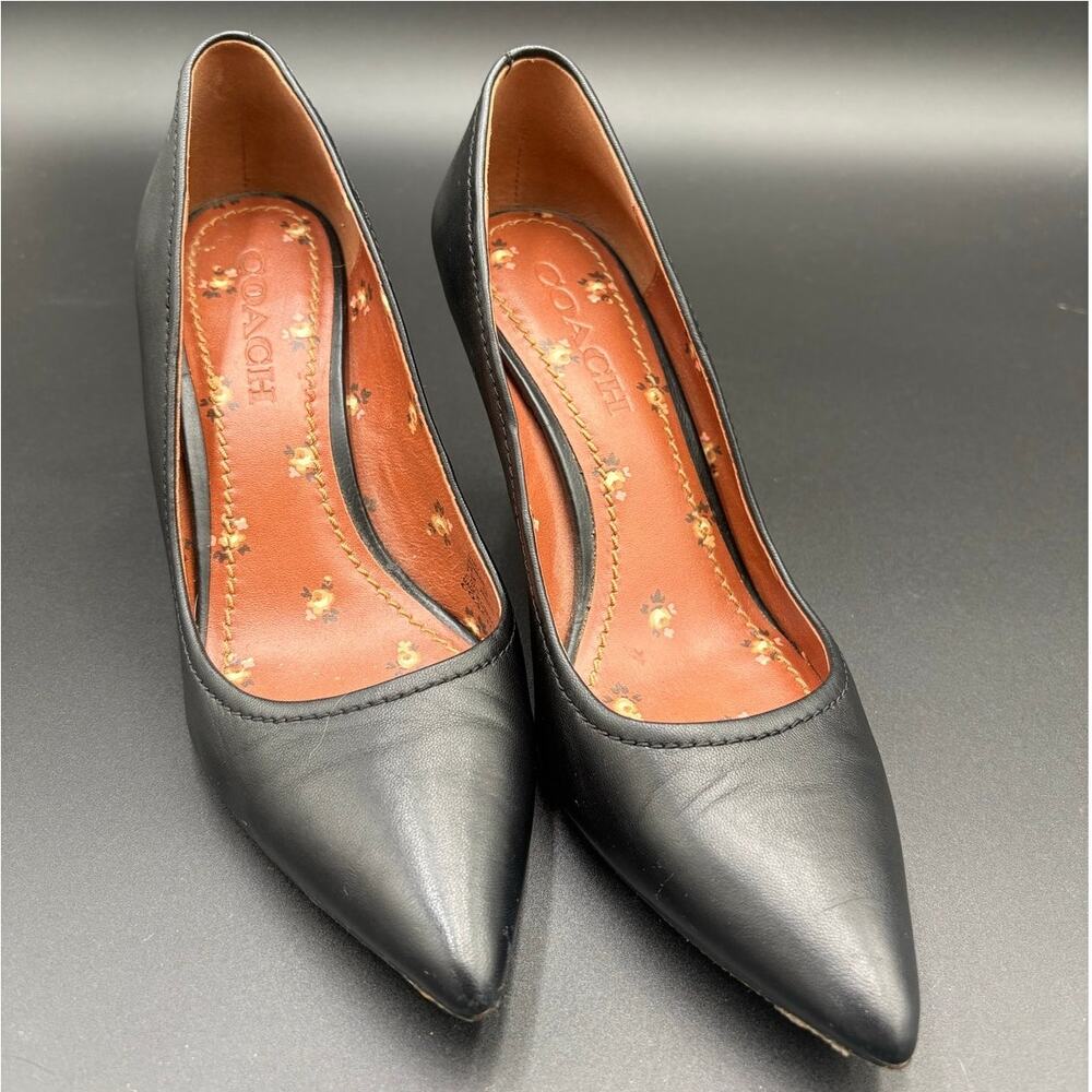 Coach G1807 Black Leather Pointed Toe Pumps Heels Women's Size 7.5B